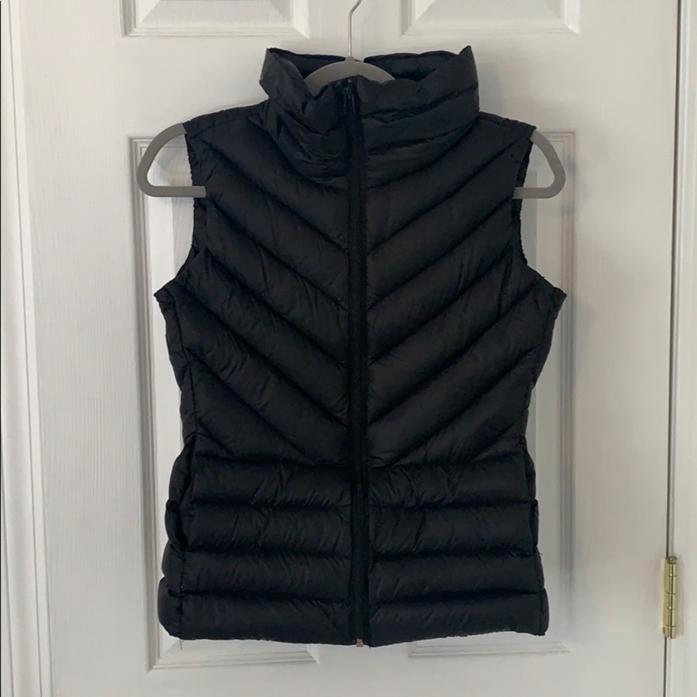 H&M Puffer Vest